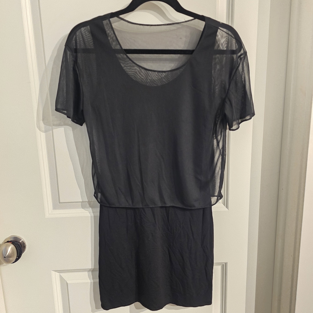 Elegant Black Mini Dress